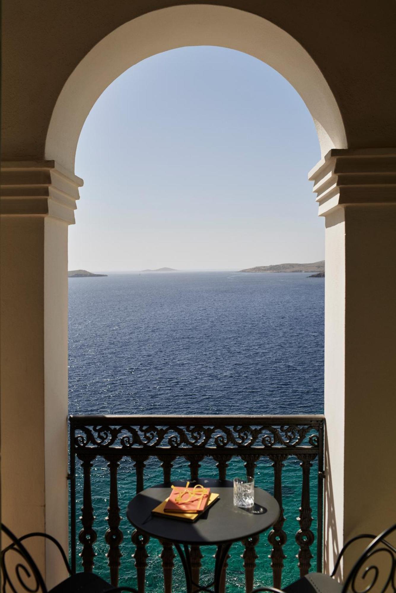 Syrou Melathron Otel Ermoupoli Dış mekan fotoğraf